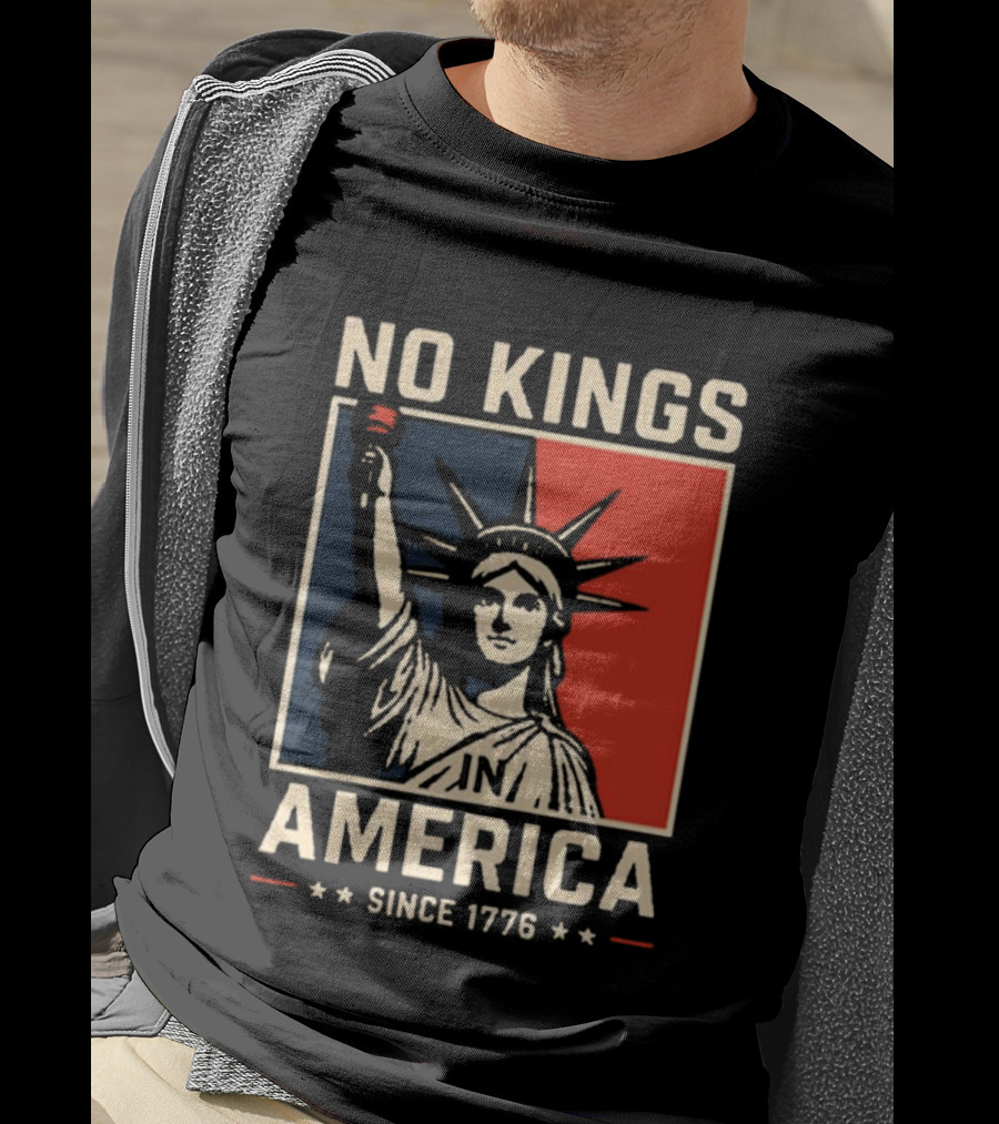 No Kings America Statue Since 1776 Comfort Colors® T-Shirt