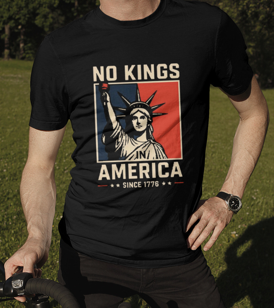 No Kings America Statue Since 1776 Comfort Colors® T-Shirt