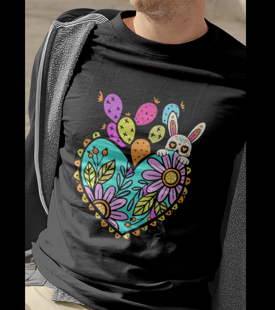 Easter Day Rabbit Holding Heart Sagrado Corazon Floral Bunny Balloons T-Shirt