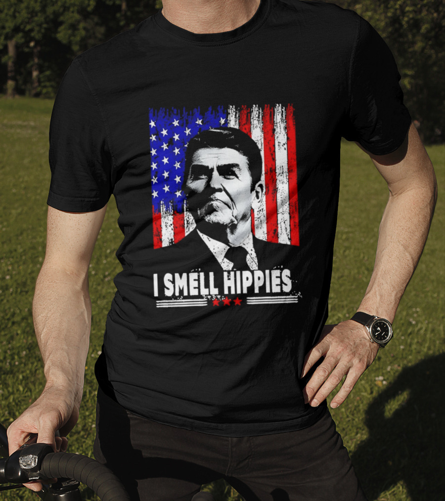 I Smell Hippies Reagan USA Flag Stars And Stripes T-Shirt