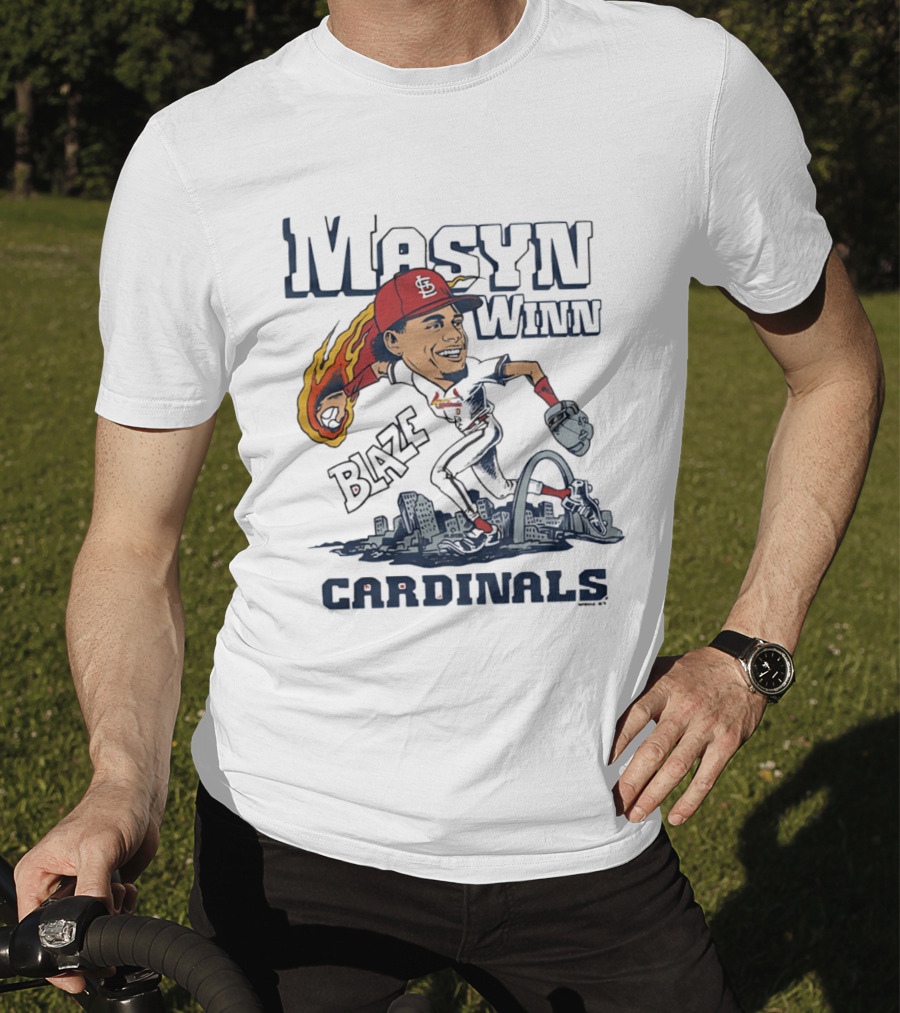 St. Louis Cardinals Masyn Winn Blaze Arch Skyline Caricature T-Shirt