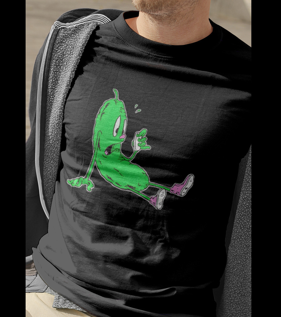 Stunsig Green Pickle Cartoon Phone Expression T-Shirt