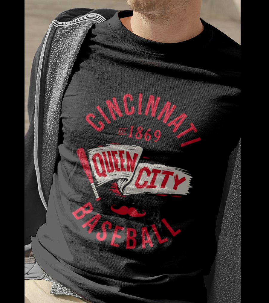 Cincinnati Queen City Baseball Est. 1869 Grunge Pennant T-Shirt