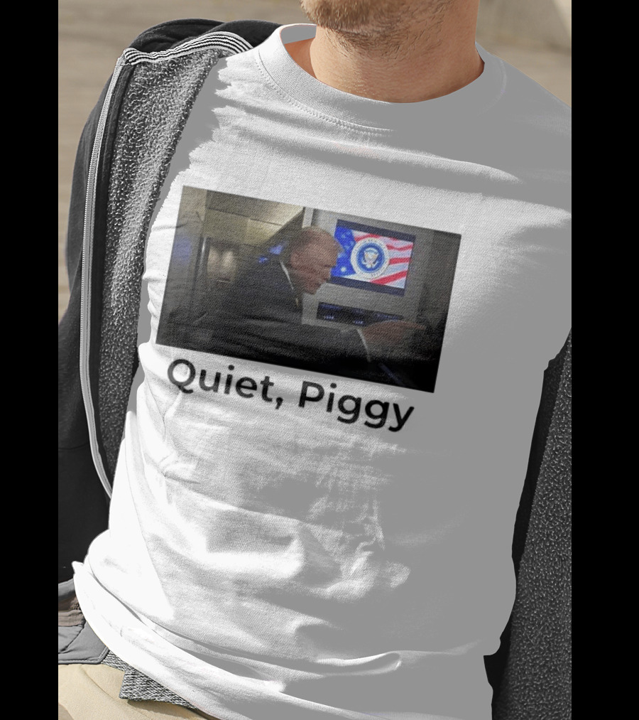 Quiet Piggy Presidential Seal Airplane Scene T-Shirt
