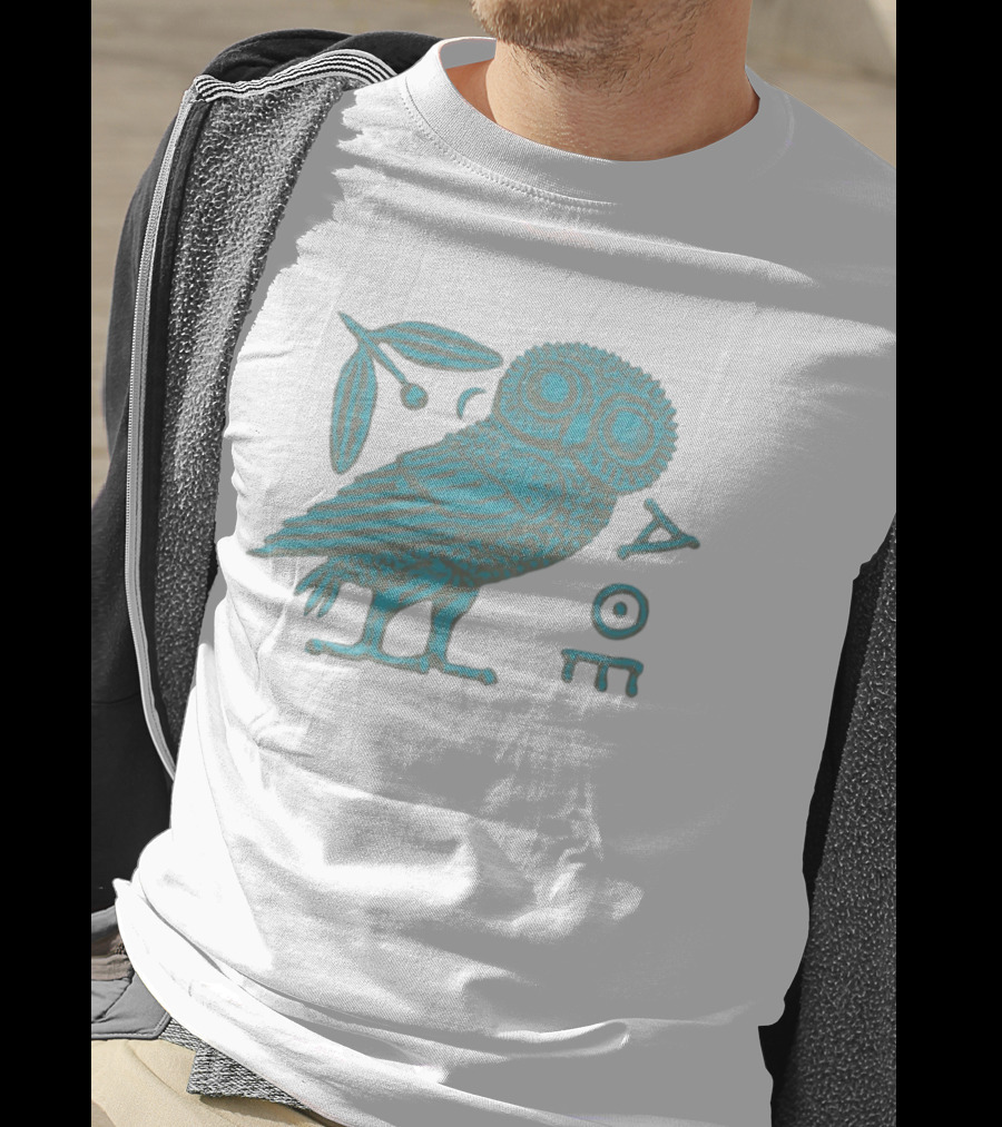 Athenian Owl Ancient Greek Coin 5th Century AOΕ Olive Branch T-Shirt