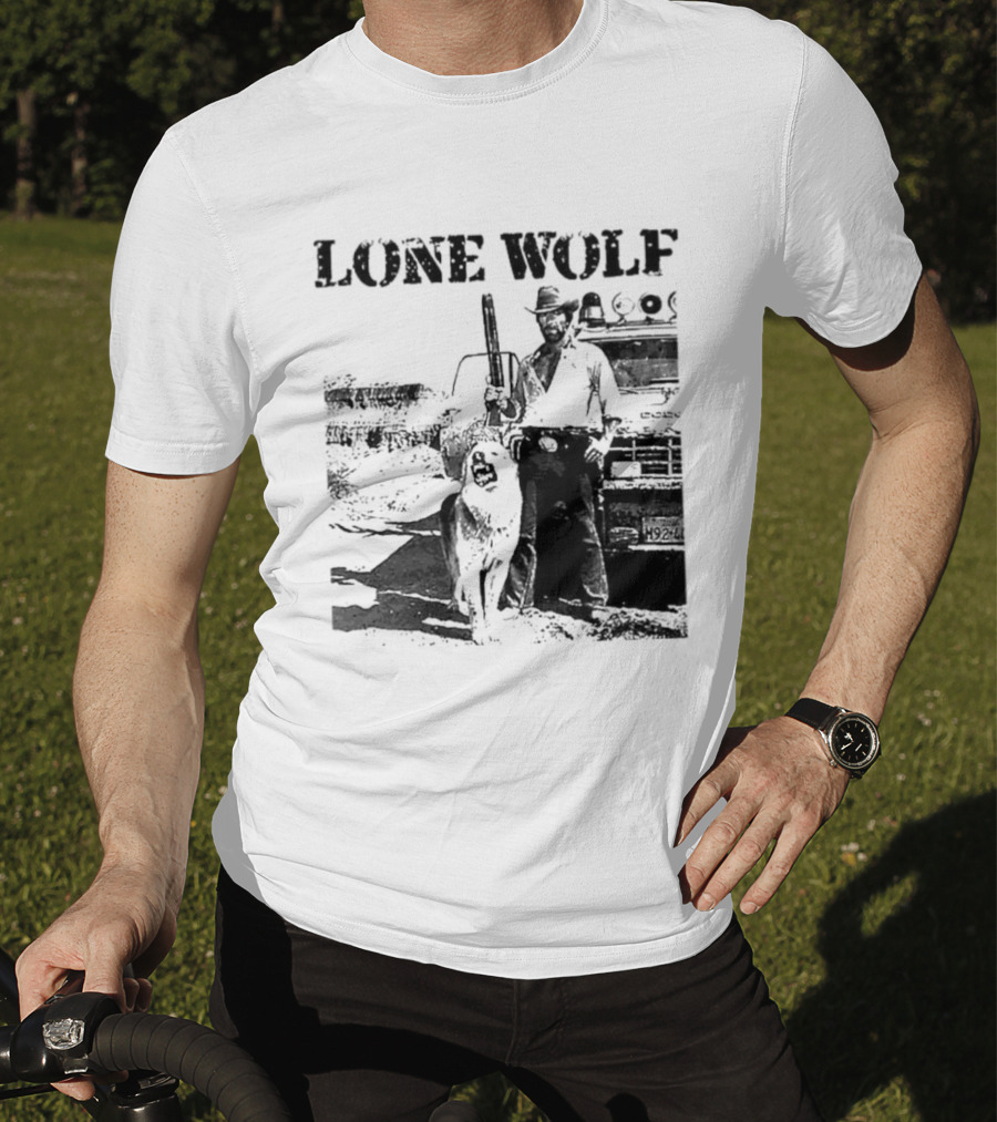 Chuck Norris Lone Wolf McQuade Vintage Action Scene T-Shirt