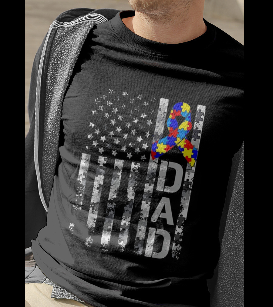 USA Flag With Autism Awareness Puzzle Ribbon Dad Fathers Day T-Shirt