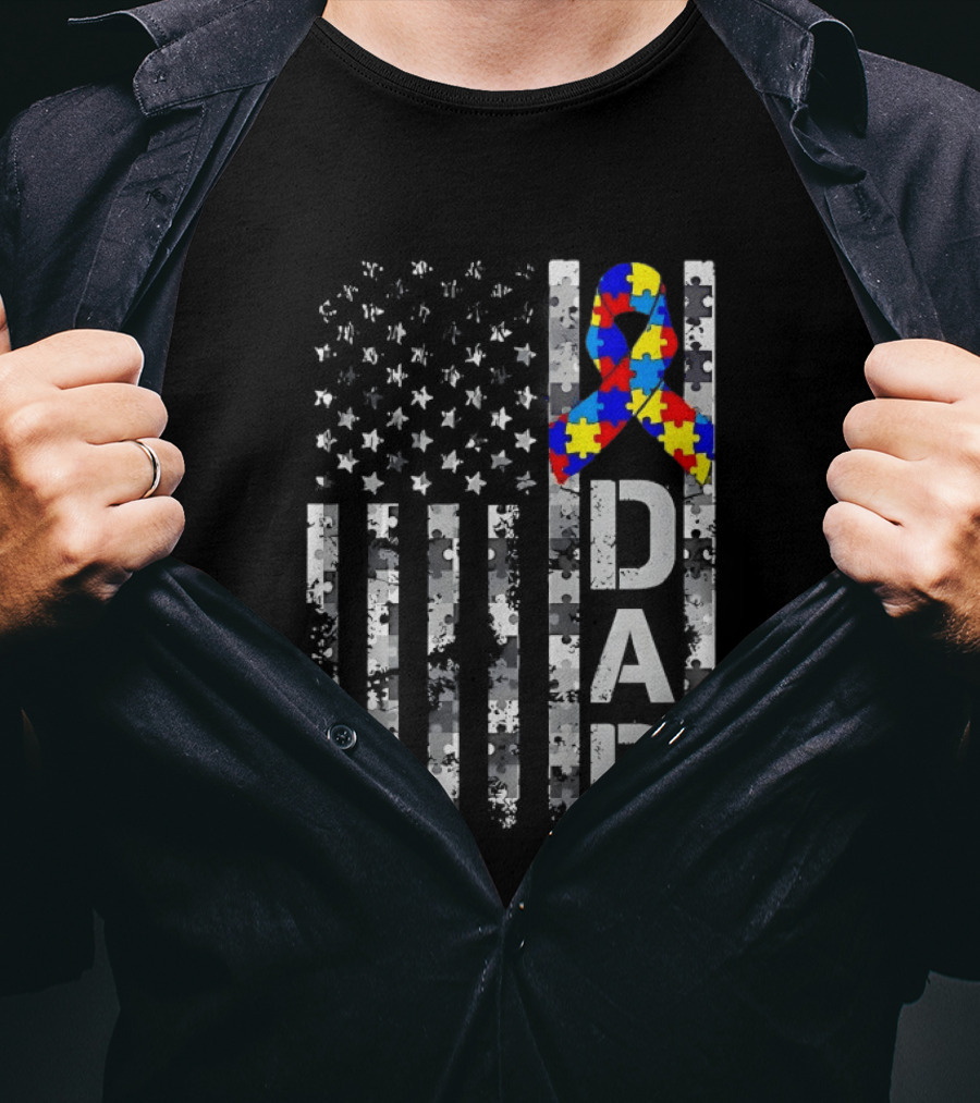 USA Flag With Autism Awareness Puzzle Ribbon Dad Fathers Day T-Shirt