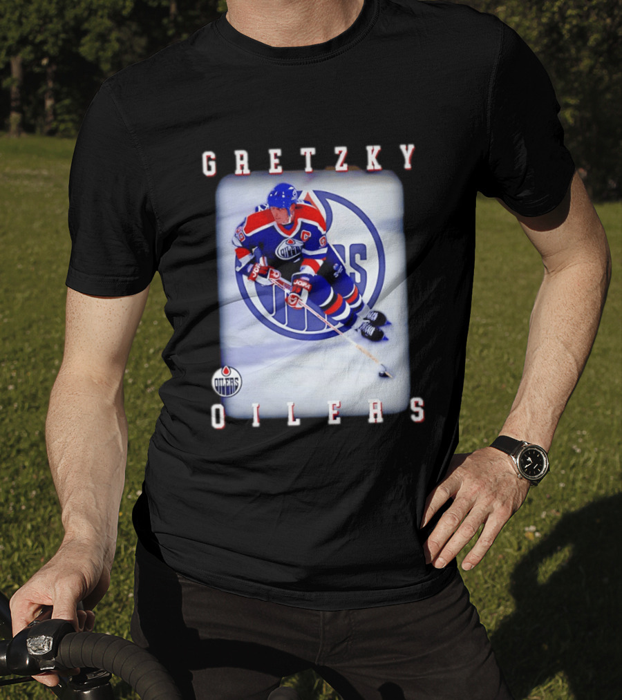 Wayne Gretzky Edmonton Oilers Iconic NHL Legend Action Shot T-Shirt