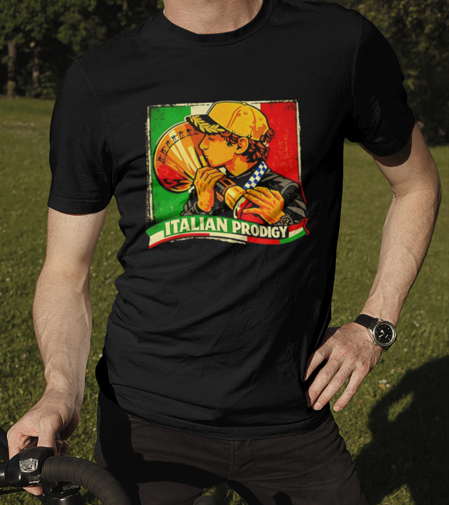 Italy Player Kissing Trophy Italian Prodigy Flag T-Shirt