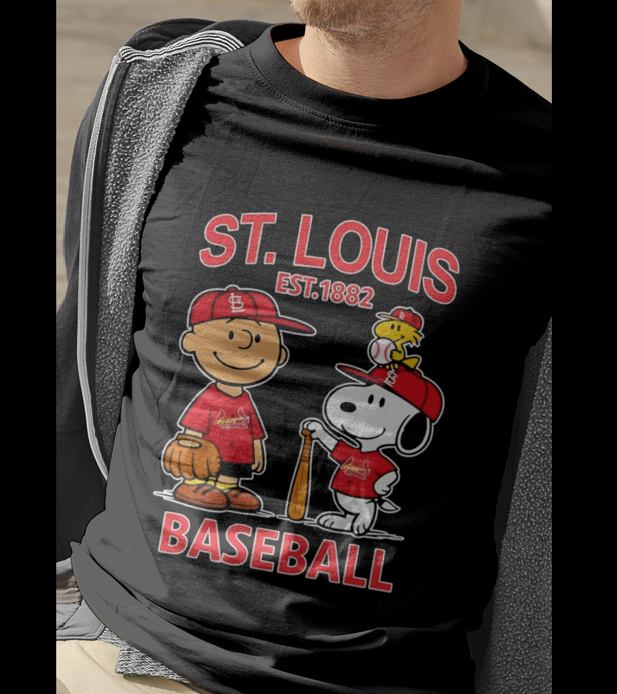 Charlie Brown Snoopy Woodstock St Louis Cardinals Baseball Est 1882 T-Shirt