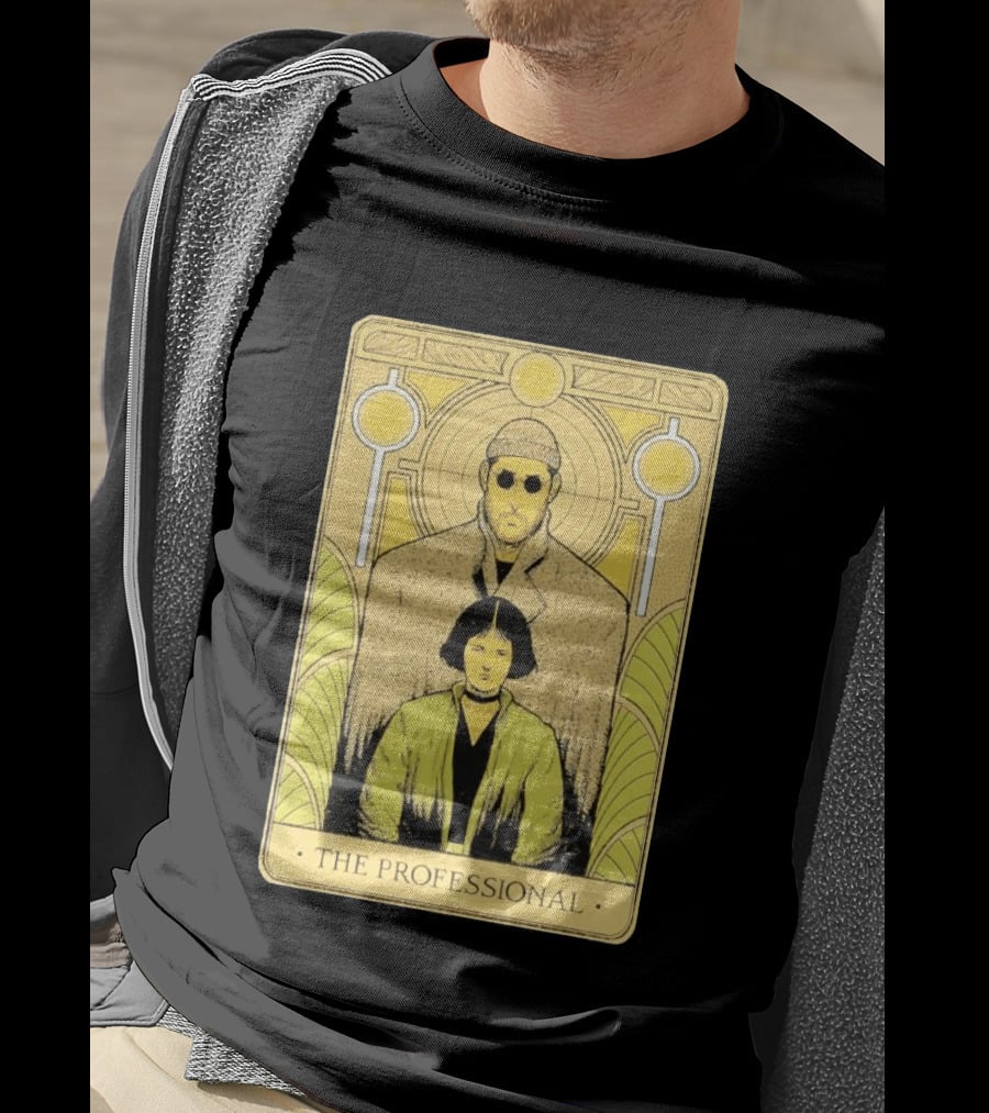 Léon The Professional Tarot Card T-Shirt