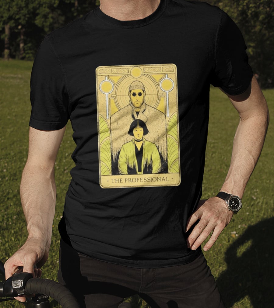 Léon The Professional Tarot Card T-Shirt