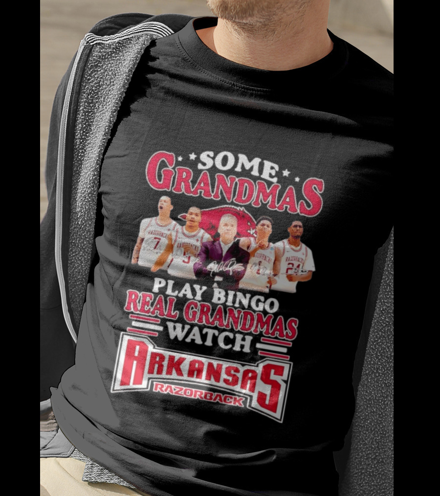 Some Grandmas Play Bingo Real Grandmas Arkansas Razorbacks Razorback T-Shirt
