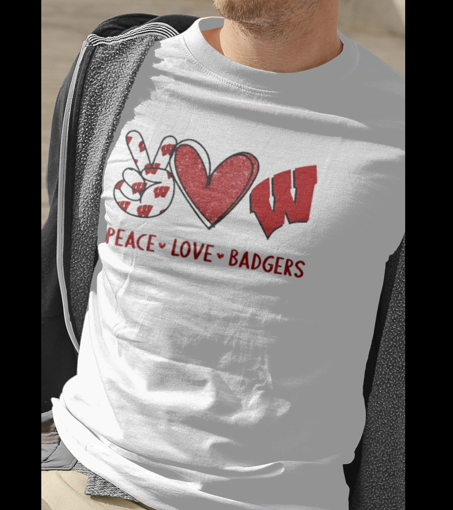 Peace Love Badgers Wisconsin Football Heart Sign T-Shirt