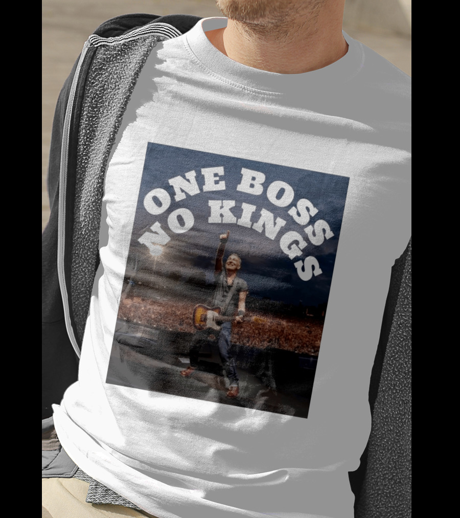 One Boss No Kings Bruce Springsteen Live Concert Crowd Performance T-Shirt