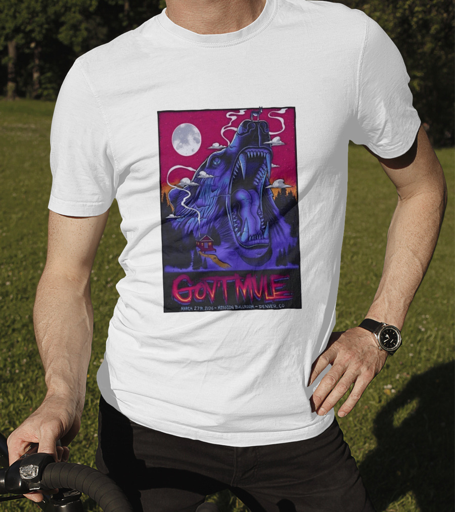 Govt Mule Mission Ballroom Denver March 27 2026 Mystical Bear And Moon Scene T-Shirt