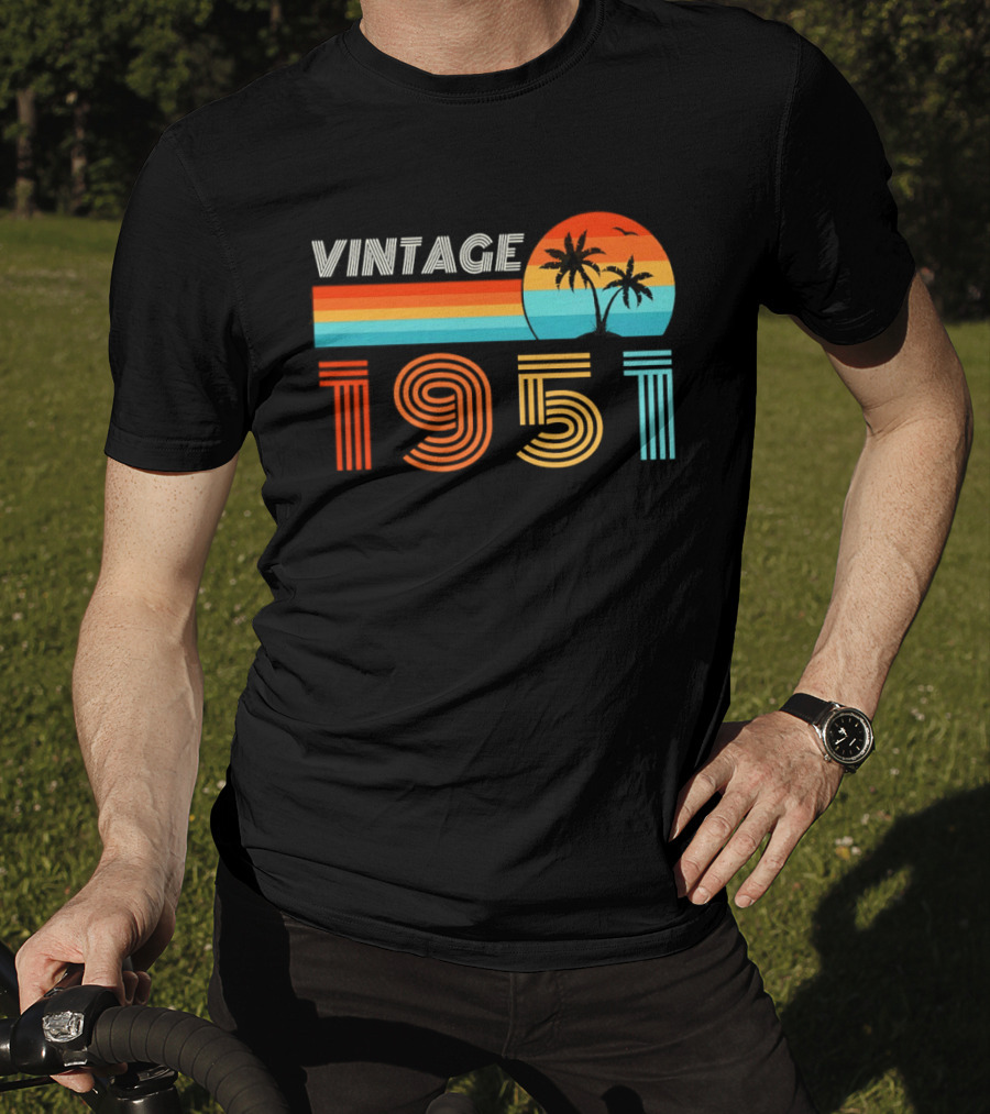 Vintage 1951 Palm Sunset Retro Seventies T-Shirt