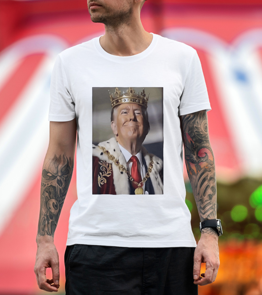 Donald Trump Crowned As King Regal Attire Red Tie Gold Crown T-Shirt