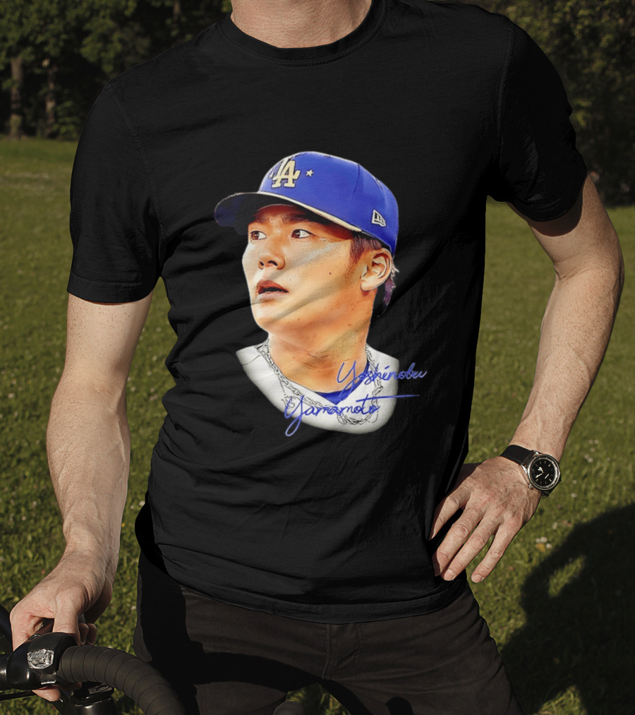 Yoshinobu Yamamoto Los Angeles Dodgers Baseball Player T-Shirt