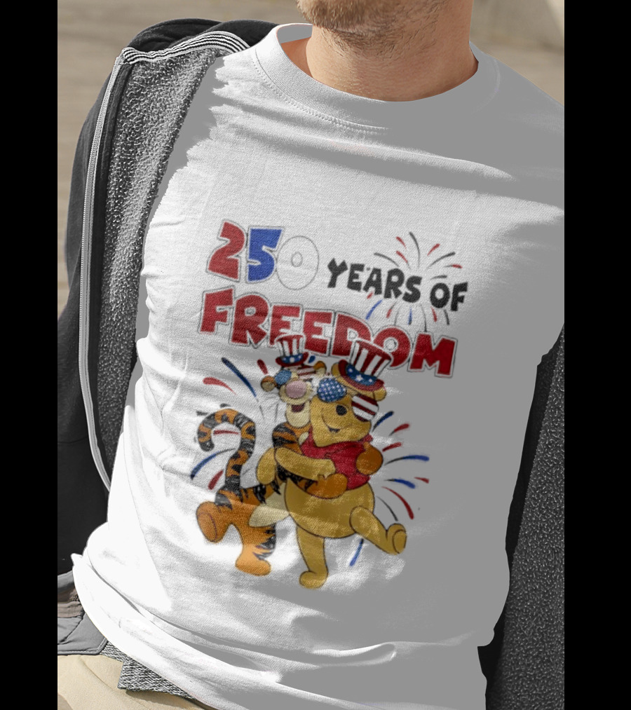 250 Years Of Freedom Winnie The Pooh And Tiger Celebration T-Shirt