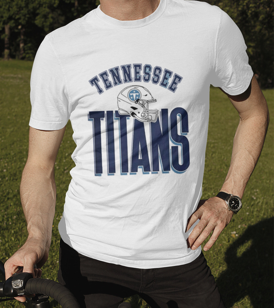 Tennessee Titans Helmet Gameday Couture Fierce Focus Relaxed Fit T-Shirt