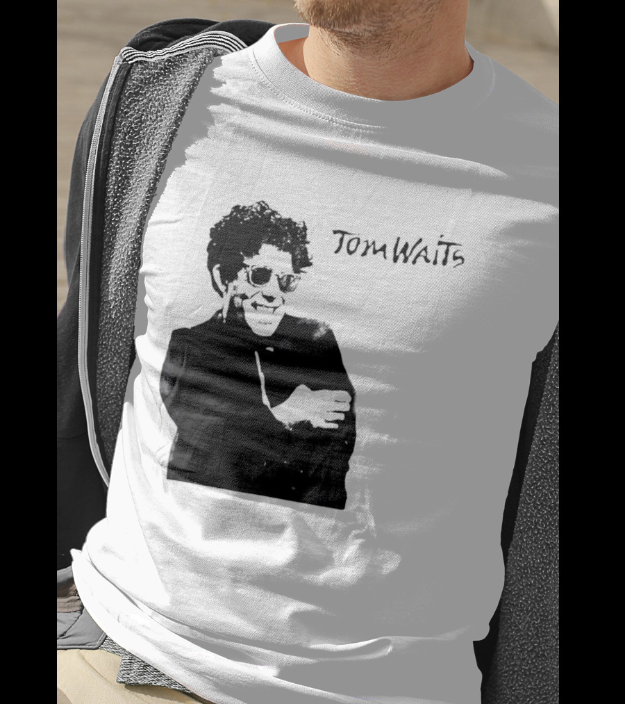 Maya Hawke's Tom Waits T-Shirt