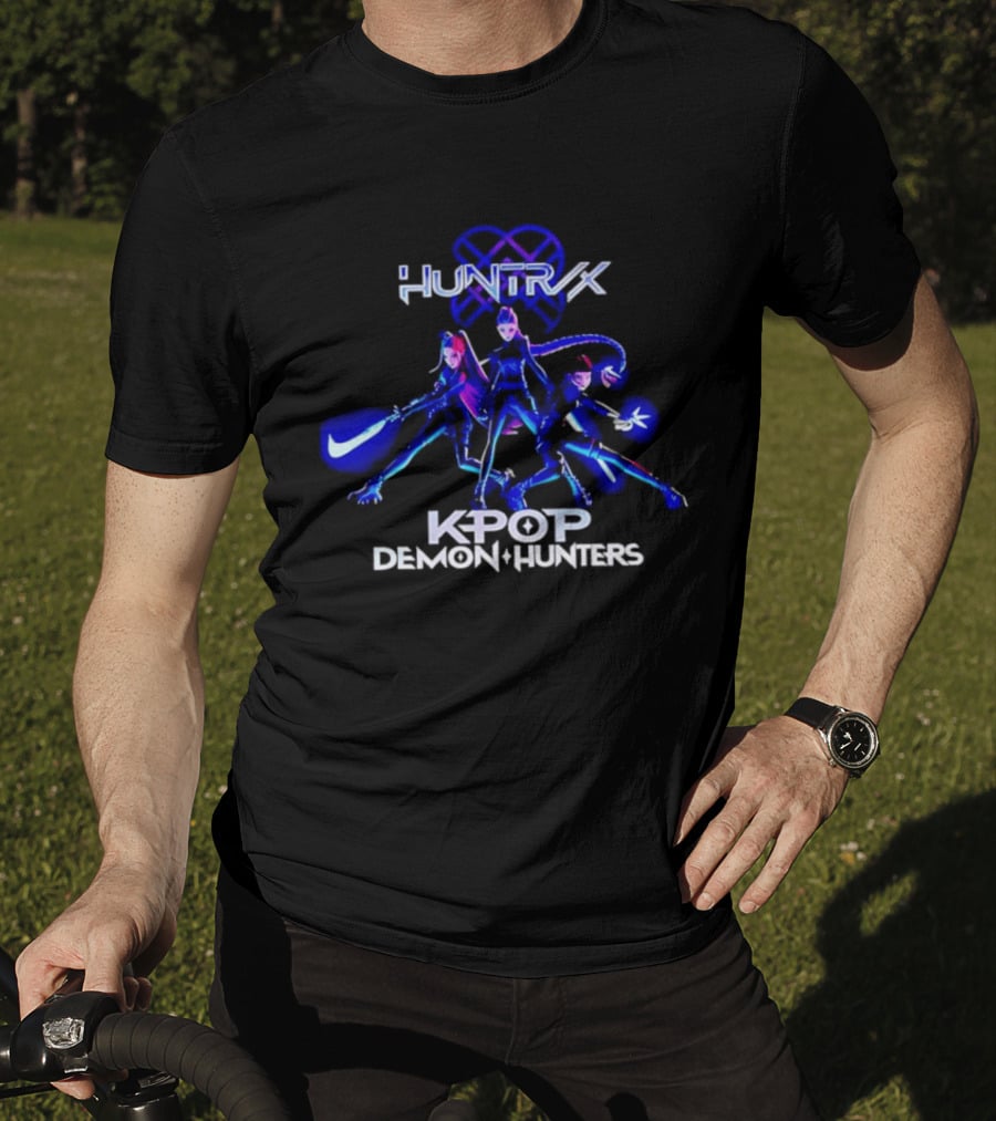 Huntrix K Pop Demon Hunters Nike Swoosh Trio Anime T-Shirt