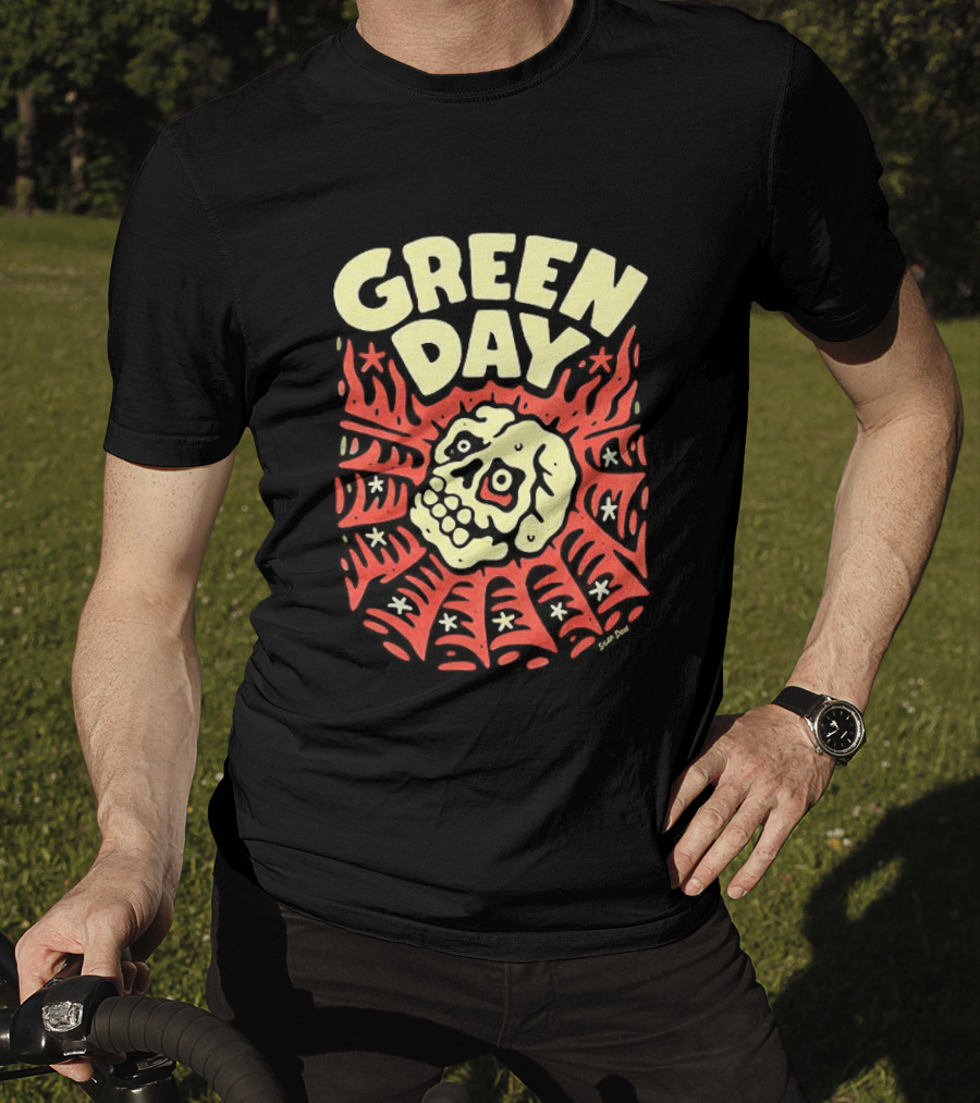 Green Day Skull Spider Red And Cream T-Shirt
