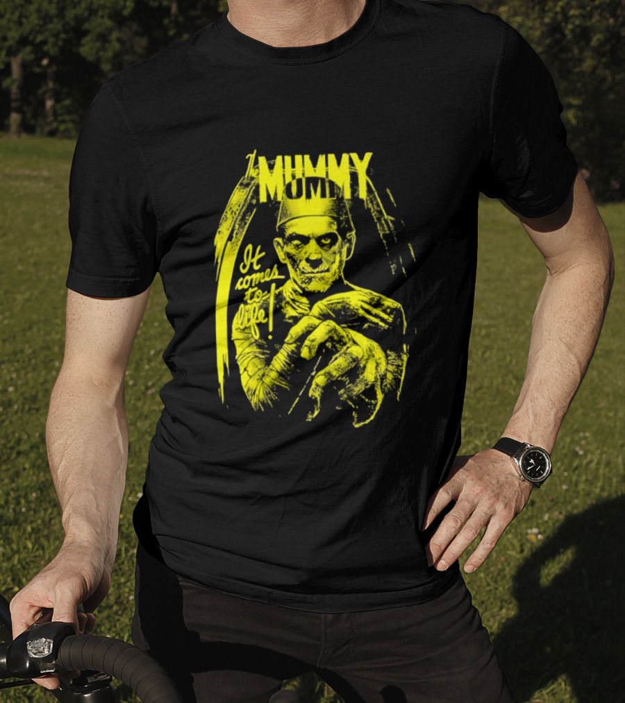 The Mummy It Comes To Life Horror Classic Vintage Yellow T-Shirt