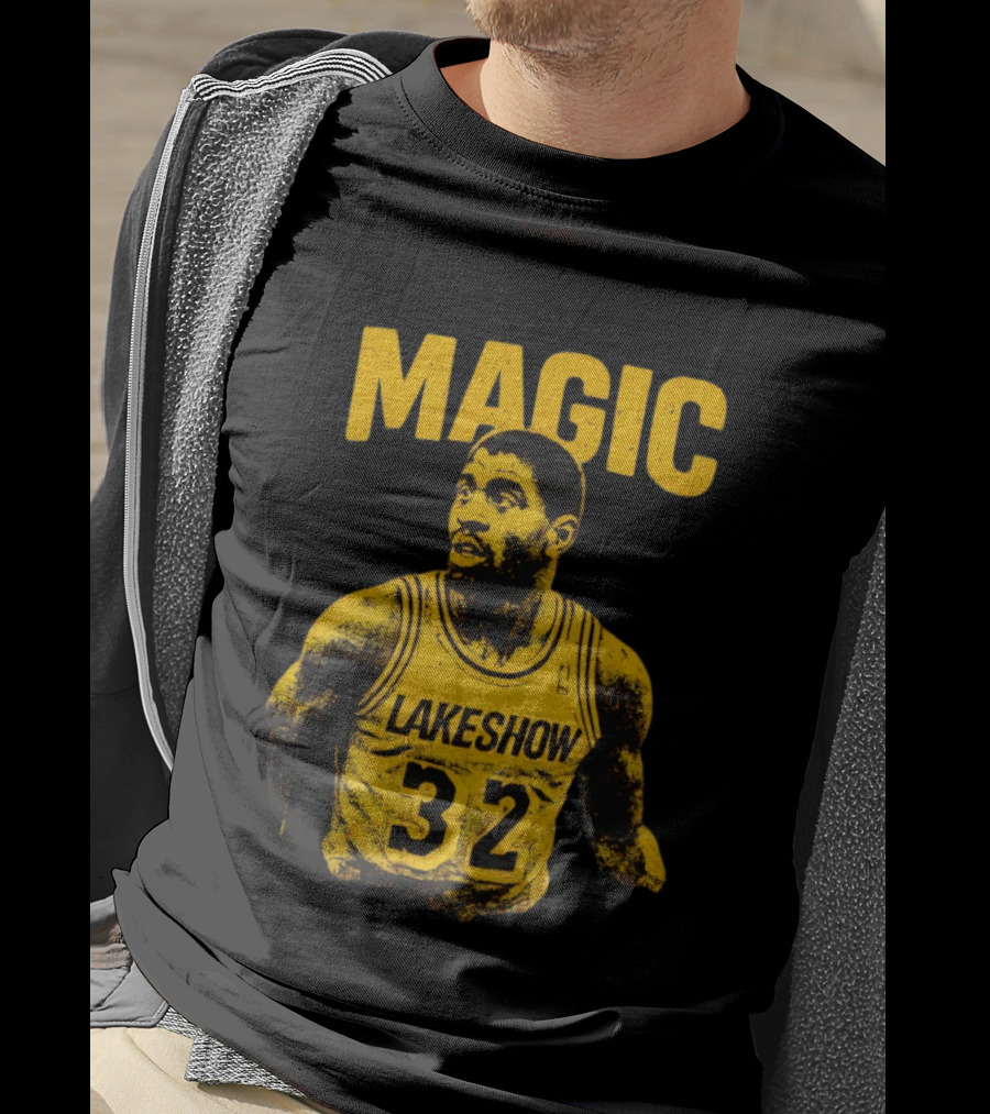 Magic Johnson Lakers Lakeshow 32 Basketball Legend T-Shirt