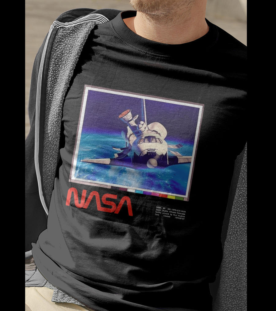 Space Shuttle In Orbit NASA T-Shirt