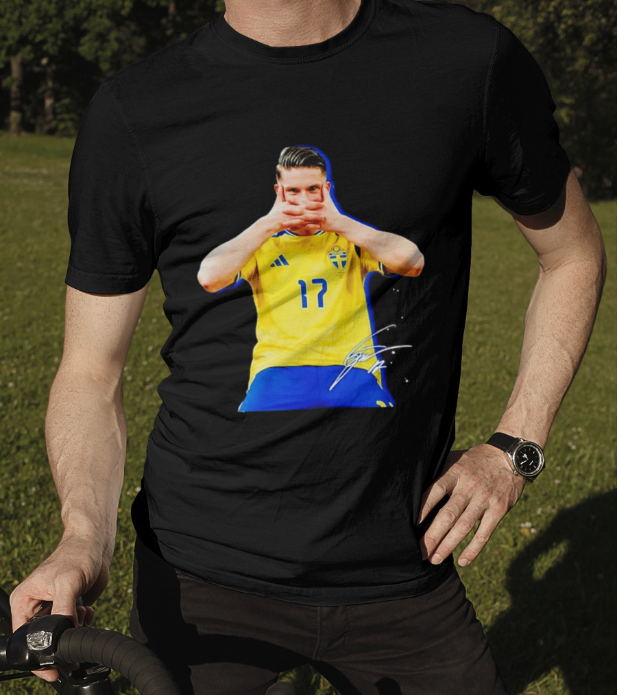 Viktor Gyokeres Sweden Number 17 Signature Gesture T-Shirt