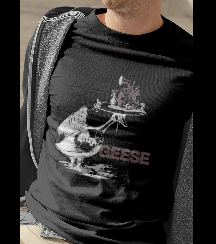 Geese Heart Platter Goose Head T-Shirt