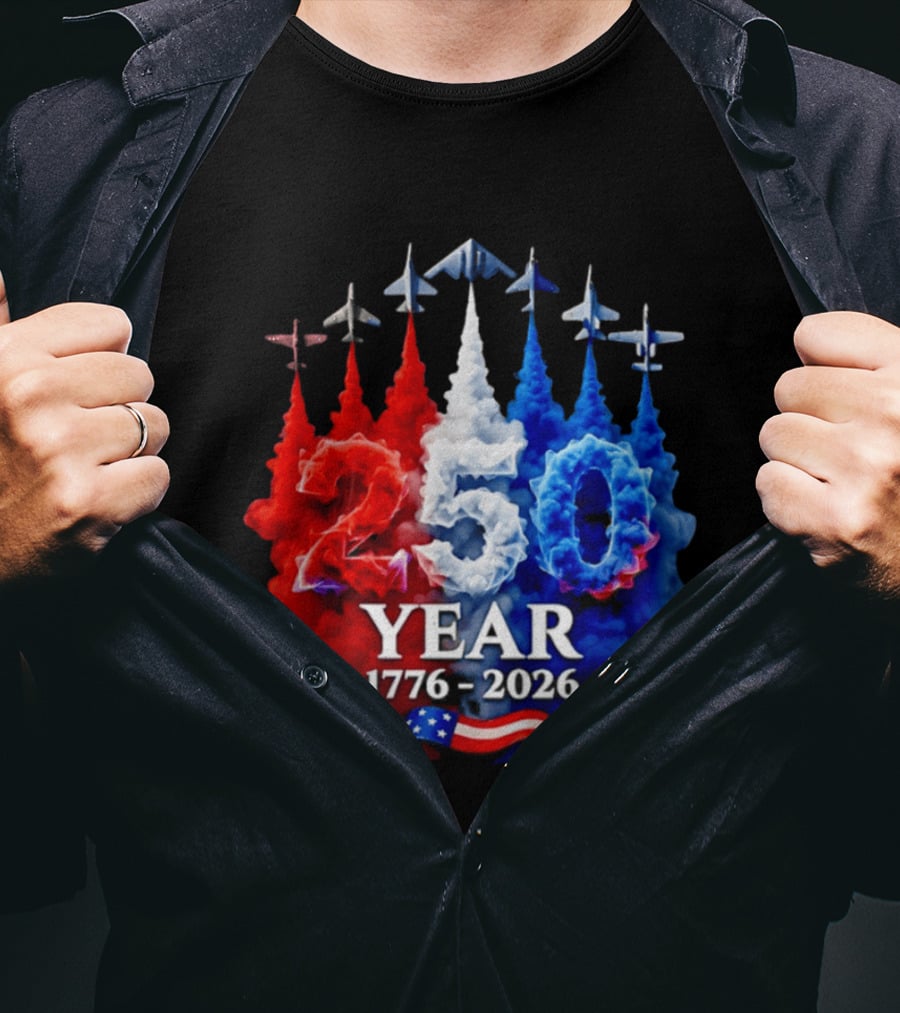 Fighter Jet Leaving A Smoke Trail 250 Years American 250th USA Patriotic 4th Of July T-Shirt