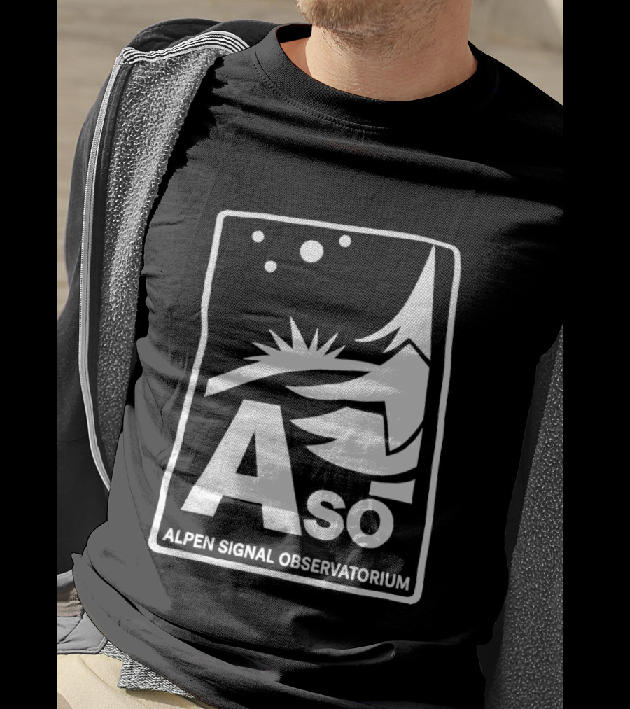 Aso Alpen Signal Observatorium Night Sky T-Shirt