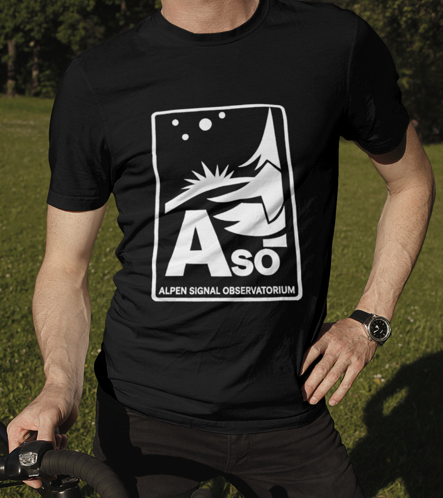 Aso Alpen Signal Observatorium Night Sky T-Shirt