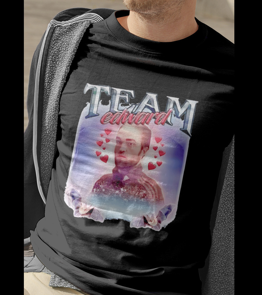 Team Edward Cullen Twilight Saga Heart Vampires T-Shirt