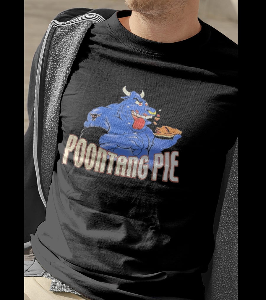 Poontang Pie Bull Eating Slice With Small Wrestler Tattoo T-Shirt