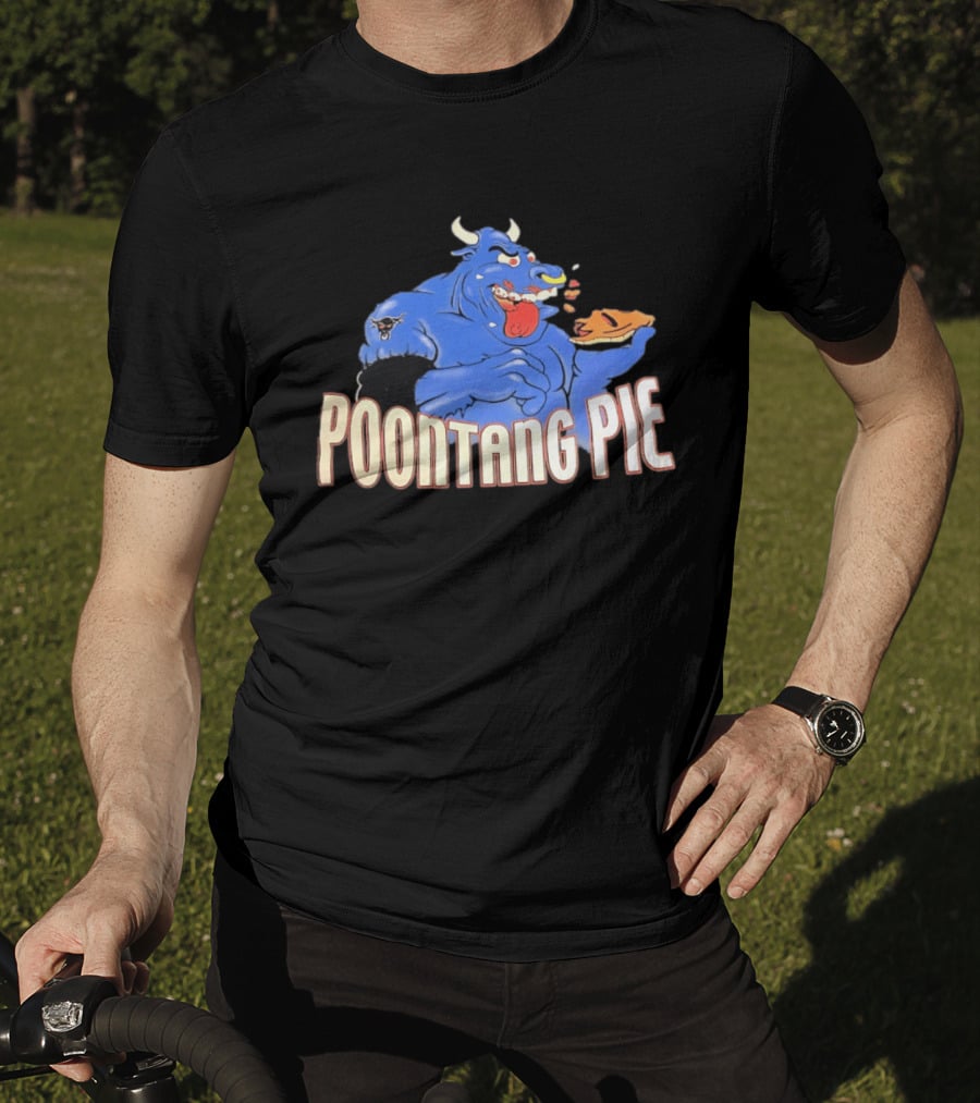 Poontang Pie Bull Eating Slice With Small Wrestler Tattoo T-Shirt