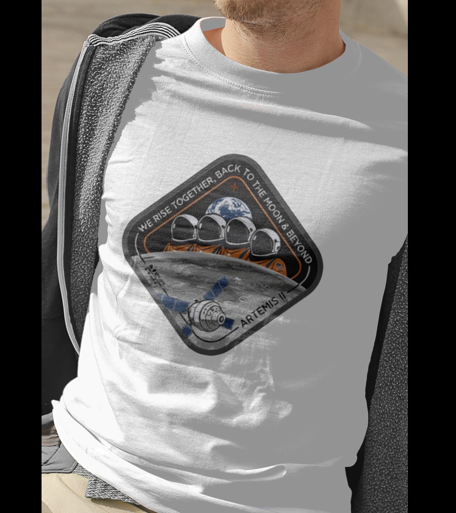 Reid Wiseman Victor Glover Christina Koch NASA Jeremy Hansen Artemis II We Rise Together Back To The Moon And Beyond T-Shirt