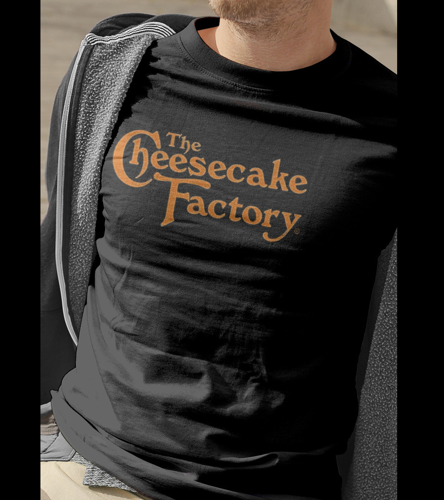 The Cheesecake Factory Vintage Script Branding T-Shirt