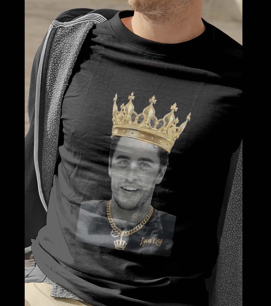 Lyon King Crowned Alex Lyon Buffalo Sabres Hockey T-Shirt