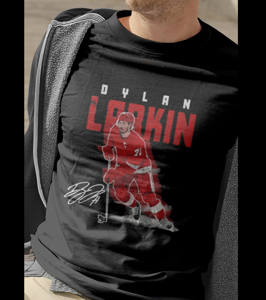 Dylan Larkin Detroit Red Wings Captain 71 T-Shirt