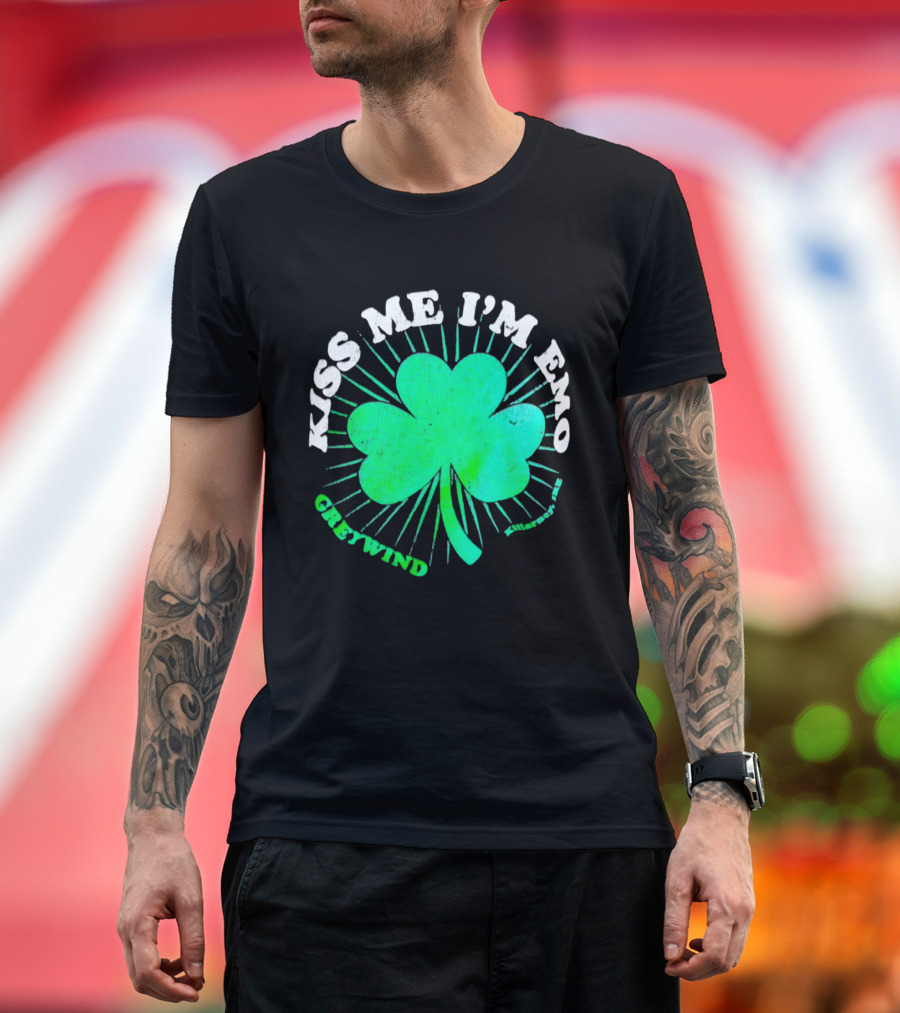 Kiss Me I'm Emo Greywind Shamrock Killarney Ireland T-Shirt