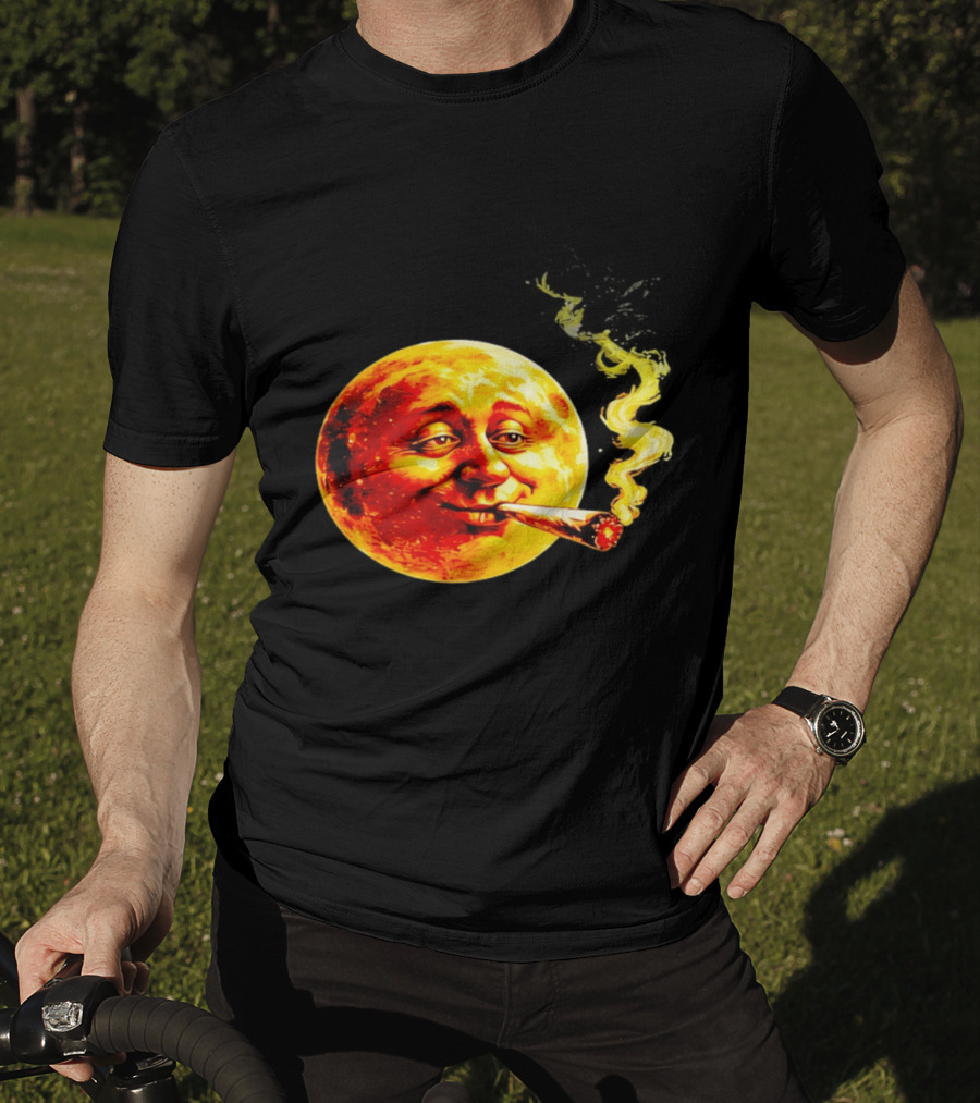 Moon Face Smoking Weed Blunt Lunar Smokers Club T-Shirt
