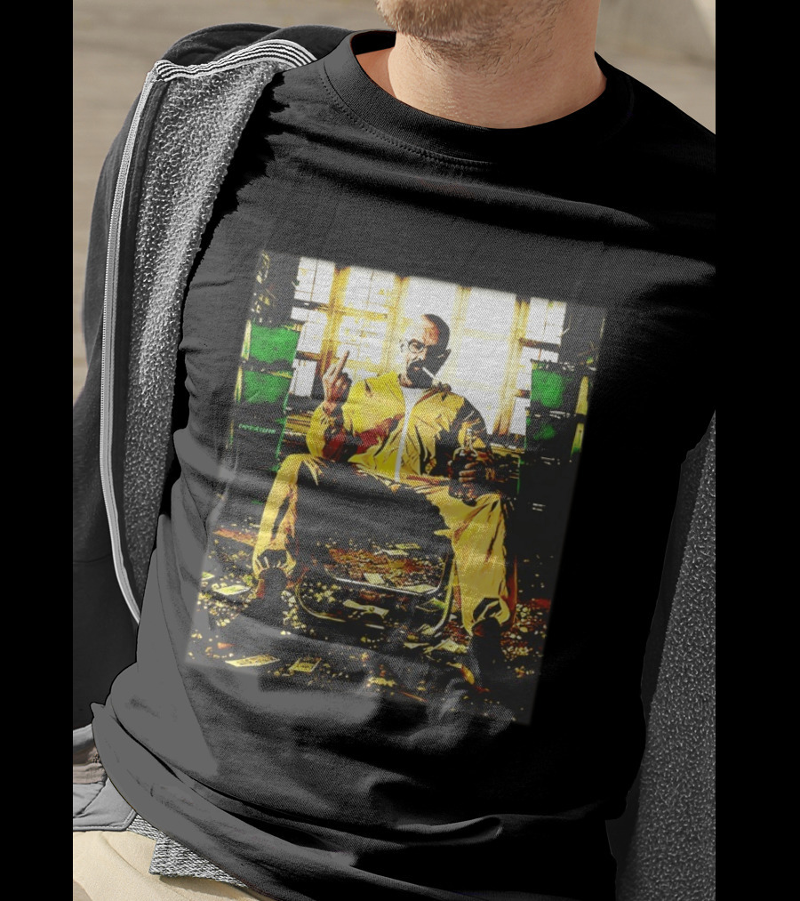 Breaking Bad Walter White Iconic Yellow Suit Middle Finger Scene T-Shirt