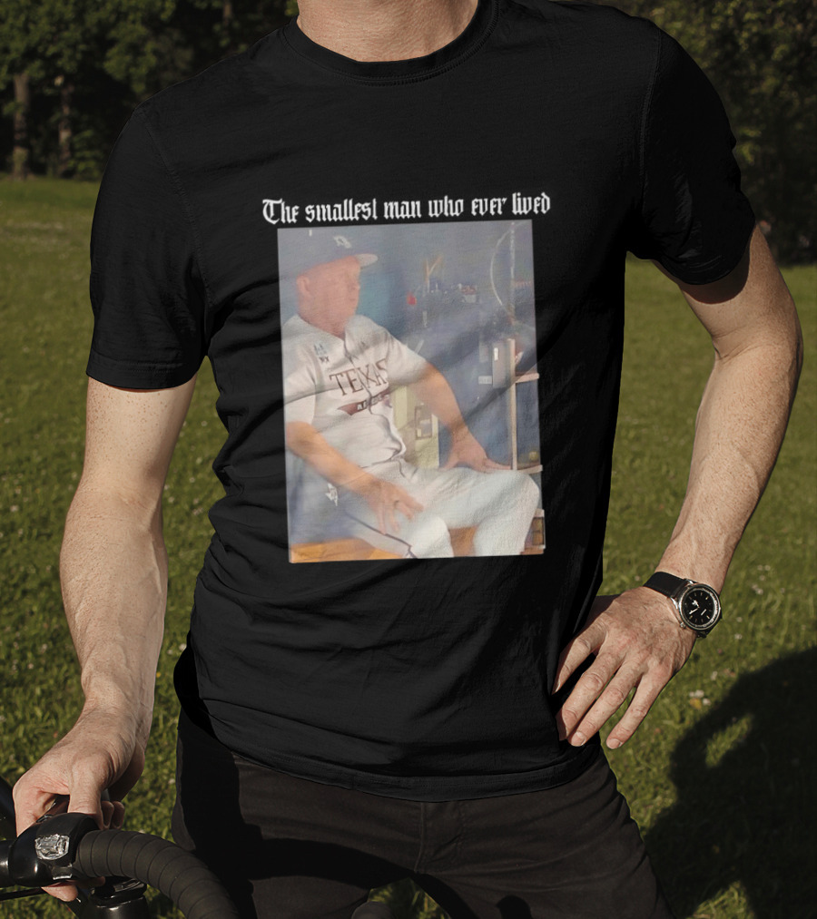 Texas A&M Aggies Jim Schlossnagle Baseball Coach Sitting Relaxed T-Shirt