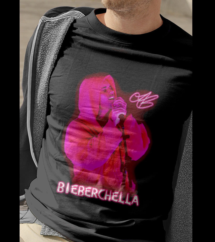 Bieberchella Mic Performance With JB Signature T-Shirt