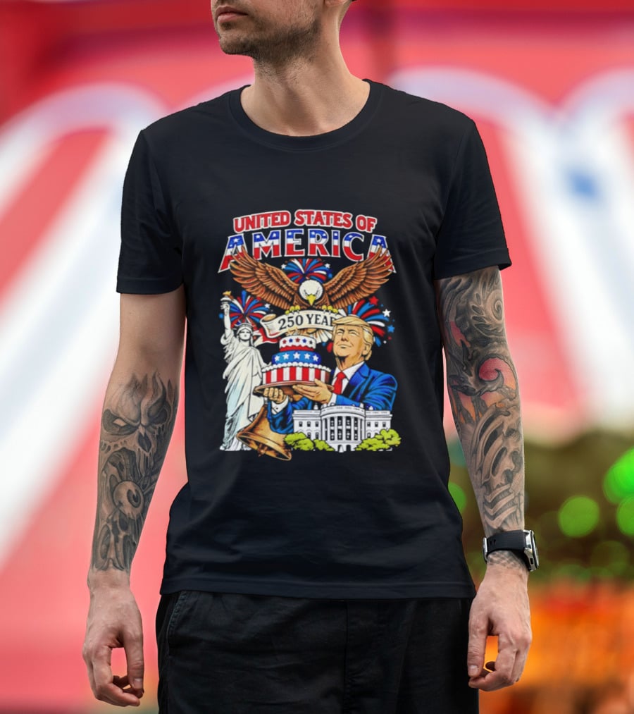 United States Of America 250 Years Celebration 4th Of July Trump With Birthday Cake And Eagle T-Shirt